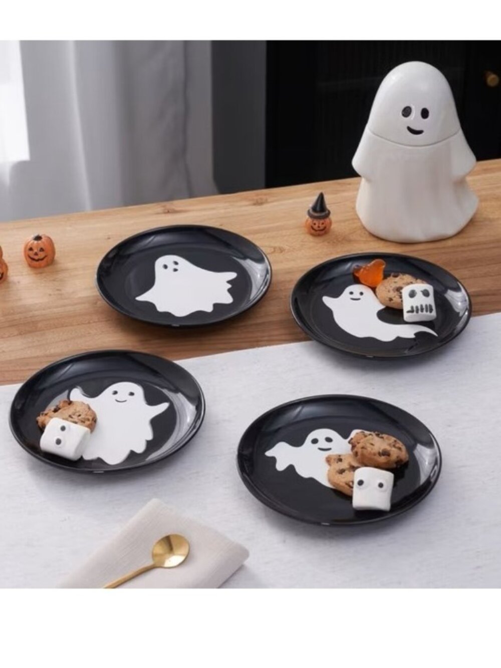 Halloween 4-Piece Stoneware Ghost Appetizer Plate Set - NEW NIB - Picture 1 of 3